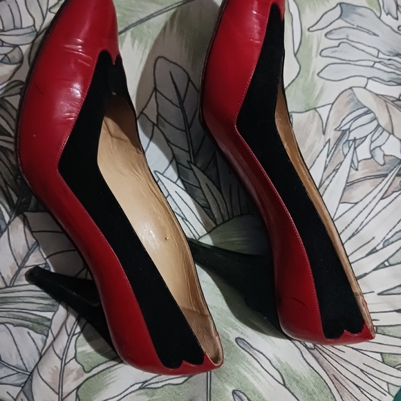 MAUD FRIZON Red and Black Heels - Picture 2 of 8